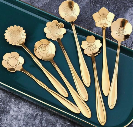 8 Light Luxury Style Coffee Spoons